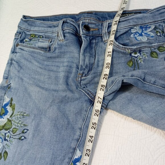 BlankNYC Skinny Classique Blue Floral Embroidered Jeans Size 27 Womens - Picture 12 of 13
